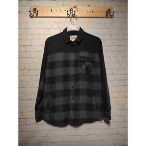 Dravus buttondown flannel w/pockets Large